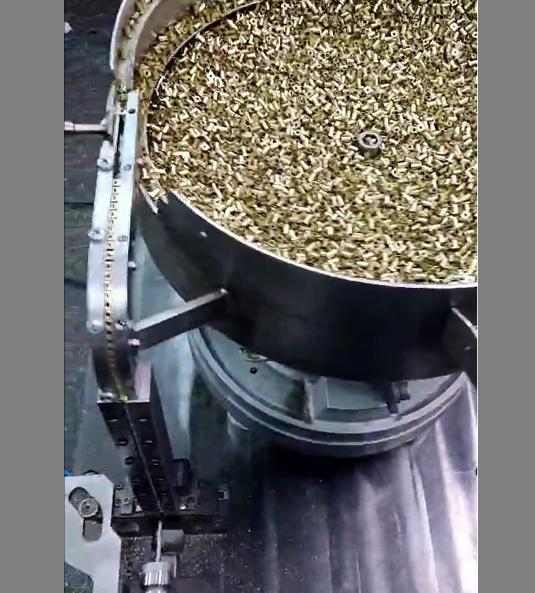 vibratory bowl feeders